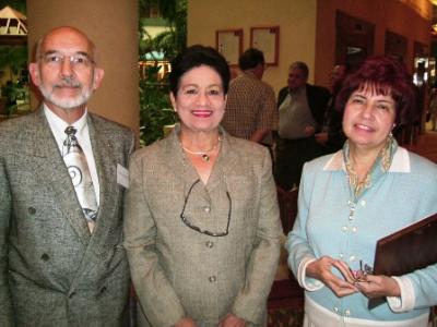 Drs.Nestor J Galarza, Elba Aponte y Luz M Guevara